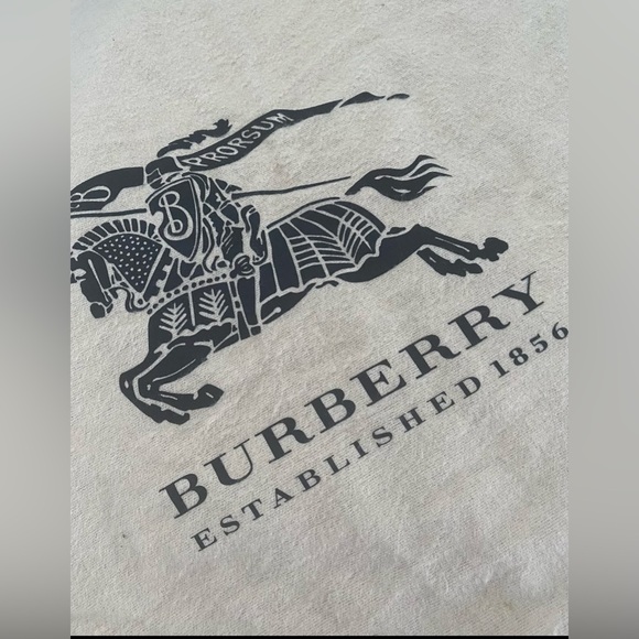 Burberry tote - Picture 2 of 5